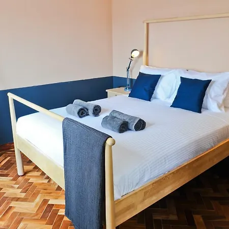 Champagne Vibes In - By Misha's Place 5c Apartment Lissabon